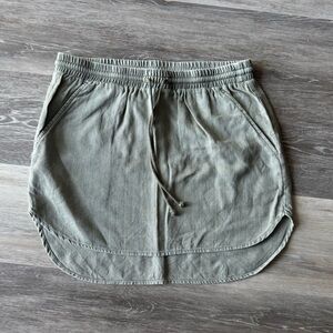 Cloth & Stone Sage Green Skirt with Elastic Waist